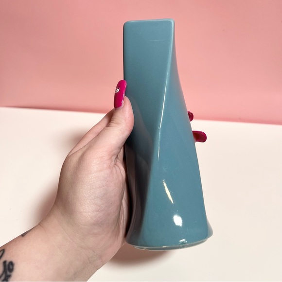 Vintage retro art deco funky blue twist vase - Picture 2 of 4